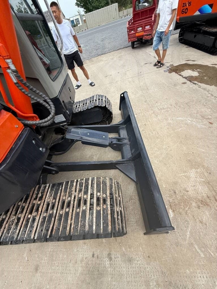 Hitachi ZX 55 - Mini rýpadlo: obrázek 3 Hitachi ZX 55 - Mini rýpadlo: obrázek 3