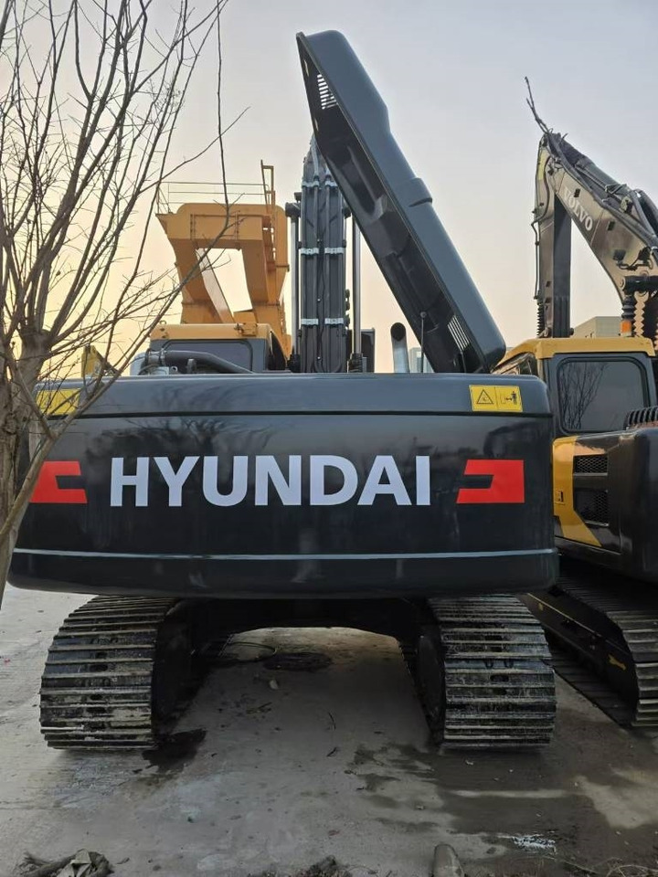 Hyundai 220—9S - Pásové rýpadlo: obrázek 2 Hyundai 220—9S - Pásové rýpadlo: obrázek 2
