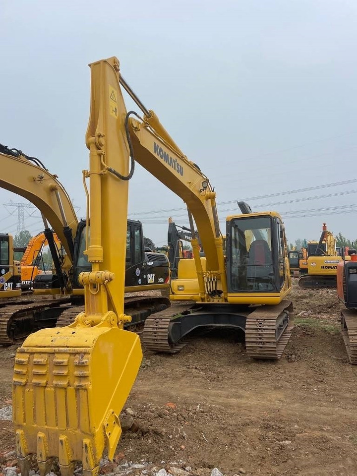 Komatsu PC 120 - Pásové rýpadlo: obrázek 1 Komatsu PC 120 - Pásové rýpadlo: obrázek 1