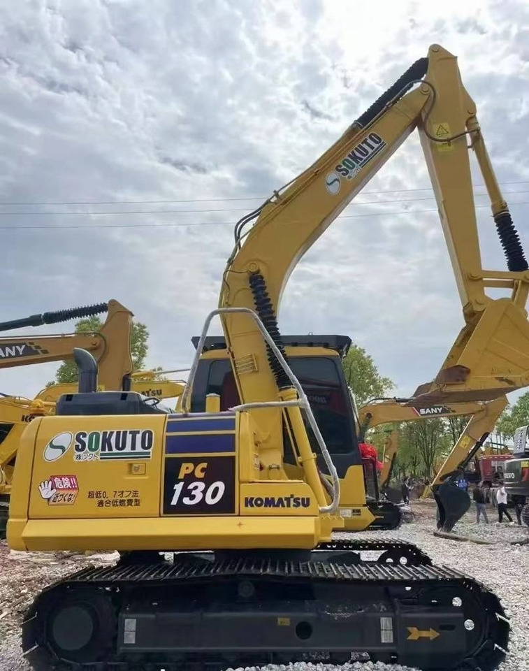 Komatsu PC 130 - Pásové rýpadlo: obrázek 1 Komatsu PC 130 - Pásové rýpadlo: obrázek 1