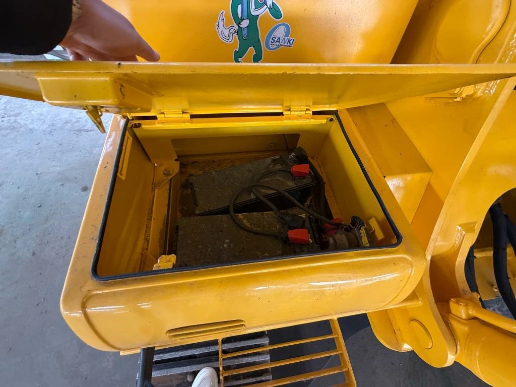 Komatsu PC 350 - Pásové rýpadlo: obrázek 3 Komatsu PC 350 - Pásové rýpadlo: obrázek 3