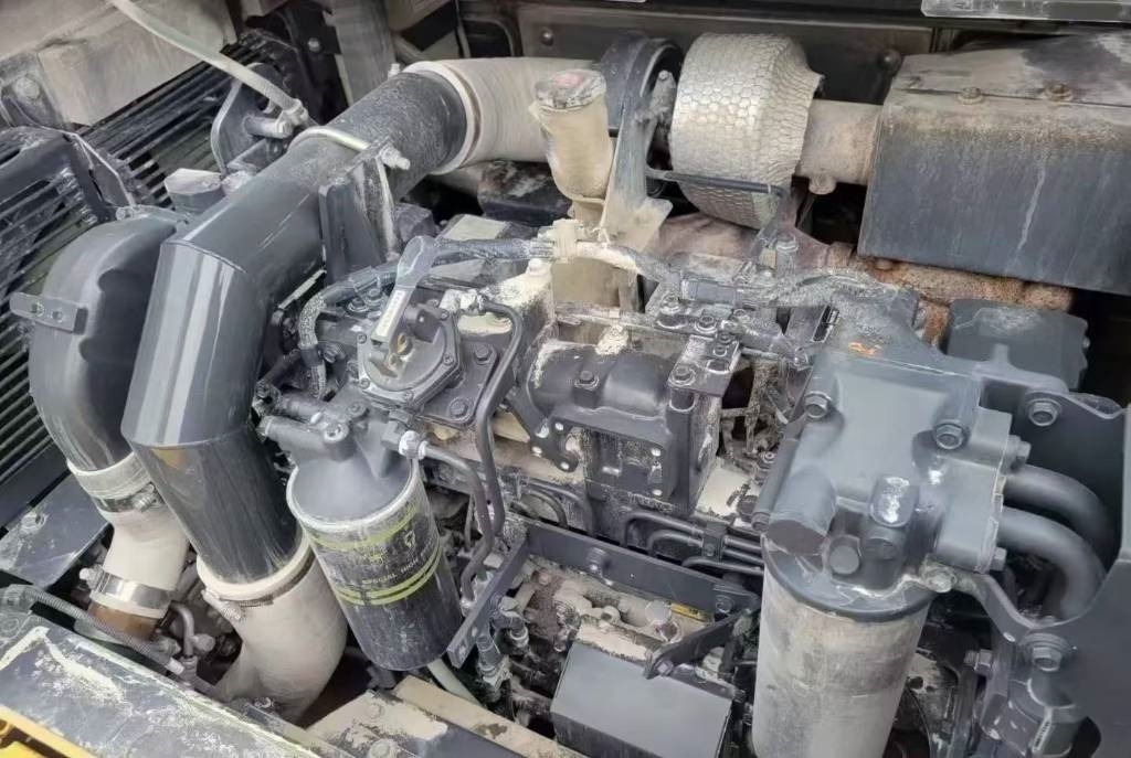 Komatsu PC 460-8 - Pásové rýpadlo: obrázek 5 Komatsu PC 460-8 - Pásové rýpadlo: obrázek 5