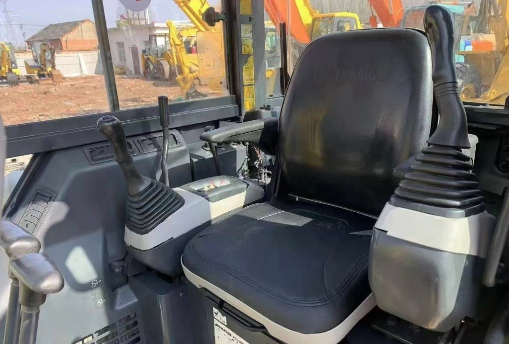 Komatsu PC 55 - Mini rýpadlo: obrázek 2 Komatsu PC 55 - Mini rýpadlo: obrázek 2