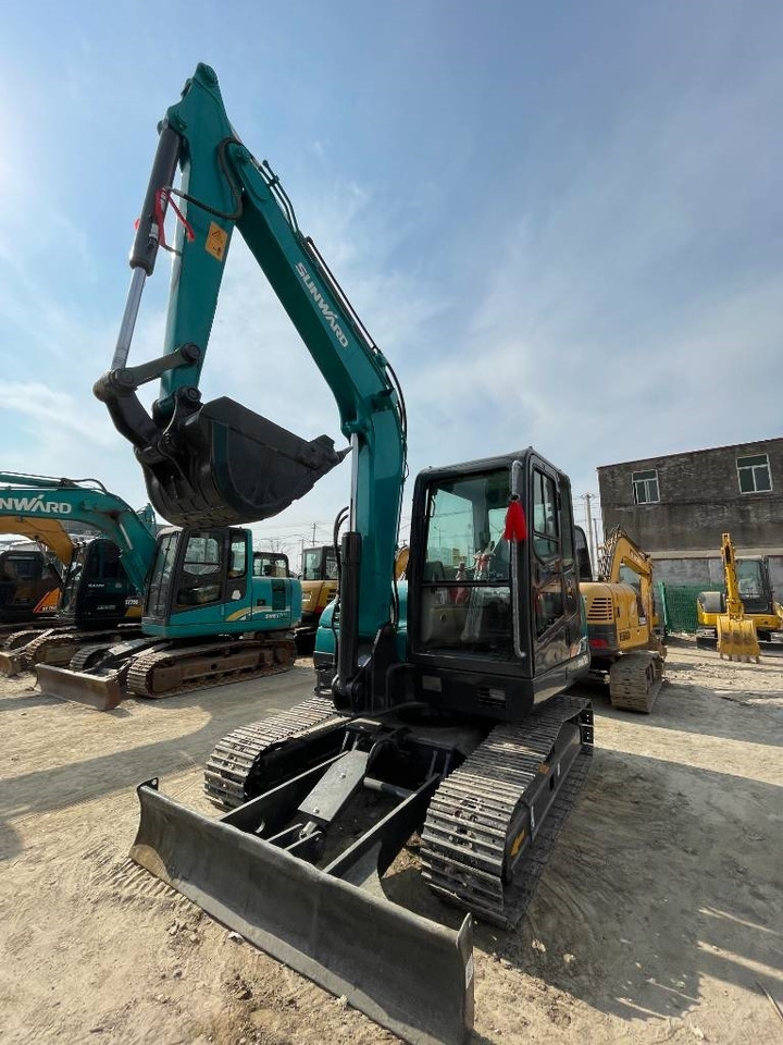 Sunward 70 - Mini rýpadlo: obrázek 3 Sunward 70 - Mini rýpadlo: obrázek 3