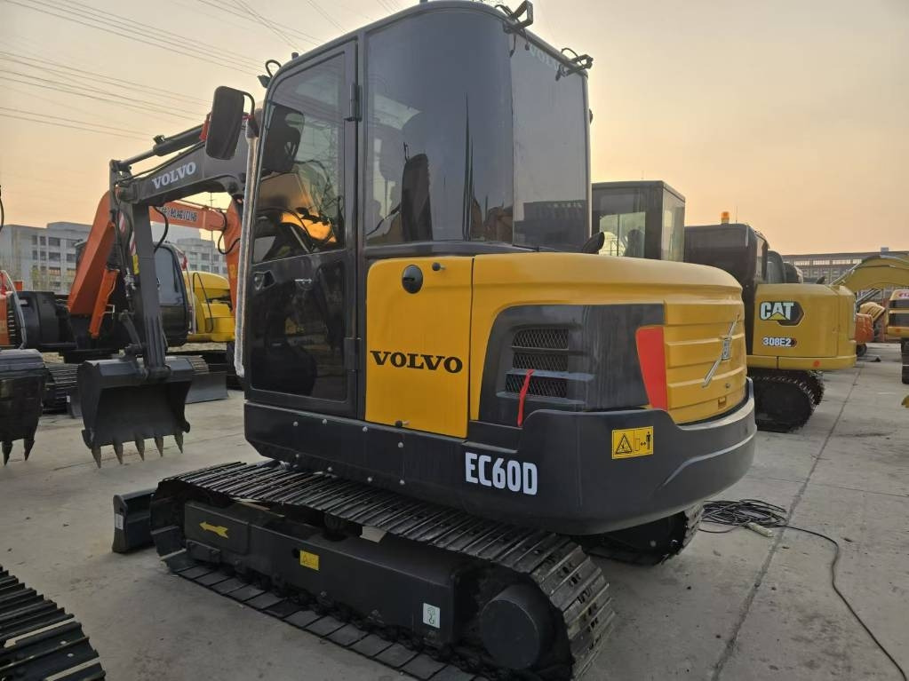 Volvo EC 60 - Pásové rýpadlo: obrázek 1 Volvo EC 60 - Pásové rýpadlo: obrázek 1