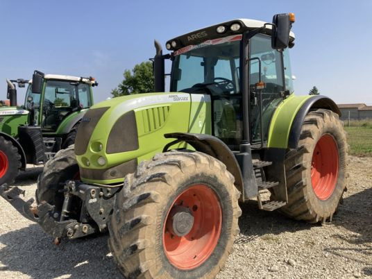 Claas ARES 697 ATZ - Traktor: obrázek 1 Claas ARES 697 ATZ - Traktor: obrázek 1