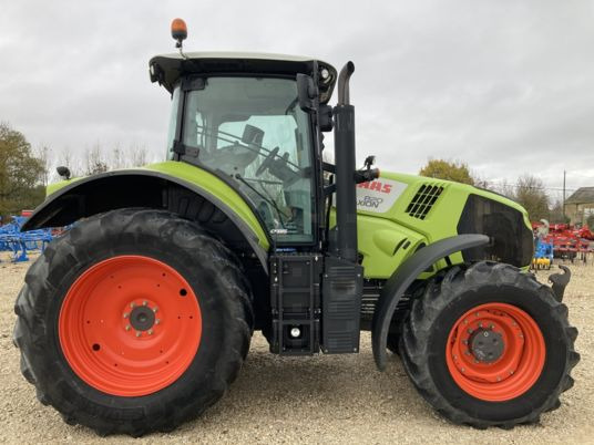 Claas AXION 820 CEBIS - Traktor: obrázek 5 Claas AXION 820 CEBIS - Traktor: obrázek 5