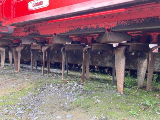 Maschio LIGNE DOUBLE DISQUES + Maschio AQUILA 6000 - Stroj na obdělávání půdy: obrázek 5 Maschio LIGNE DOUBLE DISQUES + Maschio AQUILA 6000 - Stroj na obdělávání půdy: obrázek 5