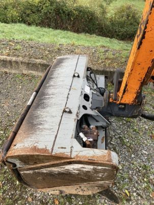 Noremat TONICA - Příkopová sekačka: obrázek 4 Noremat TONICA - Příkopová sekačka: obrázek 4