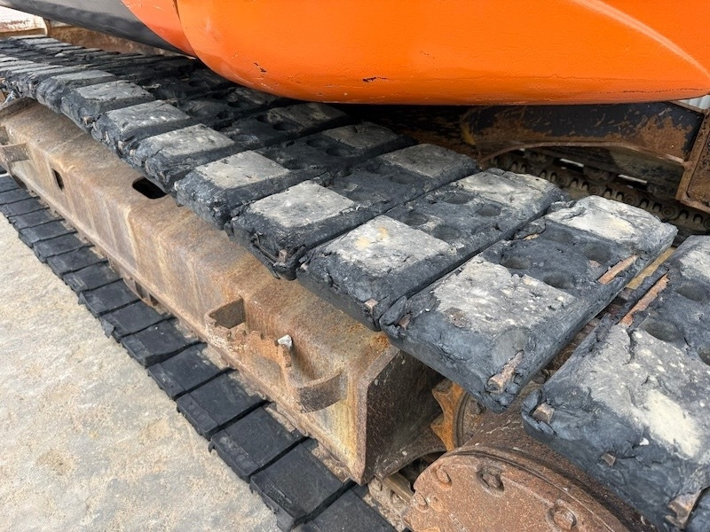 Pásové rýpadlo Hitachi ZX 135 US-5B: obrázek 6
