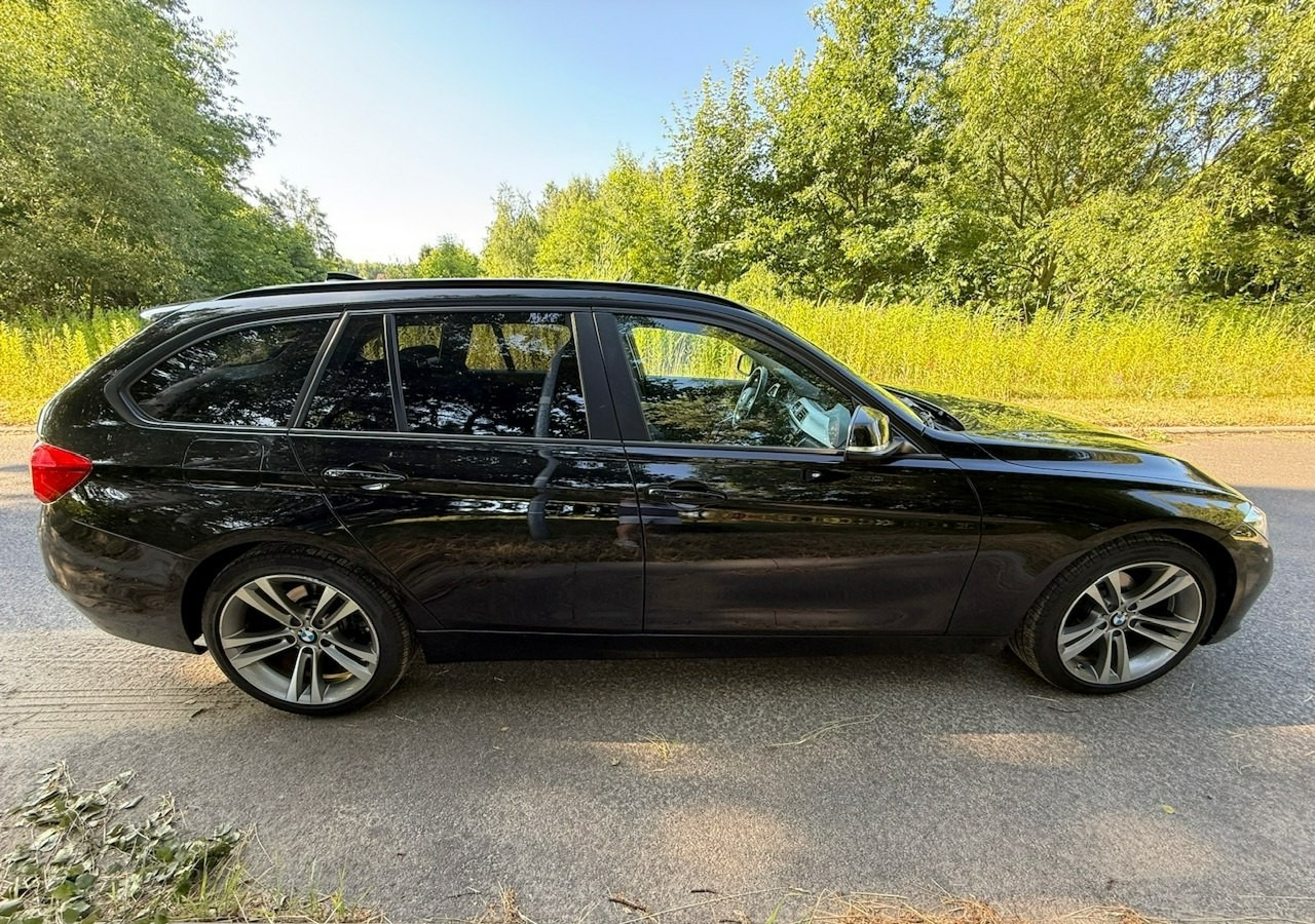 BMW SERIA 3 V (F30/F31/F34) BMW SERIA 3 318d 150KM Automat SportLine*AdaptiveLed*Navi*Półskóra*SerwisBMW* FV - Kombi: obrázek 5 BMW SERIA 3 V (F30/F31/F34) BMW SERIA 3 318d 150KM Automat SportLine*AdaptiveLed*Navi*Półskóra*SerwisBMW* FV - Kombi: obrázek 5