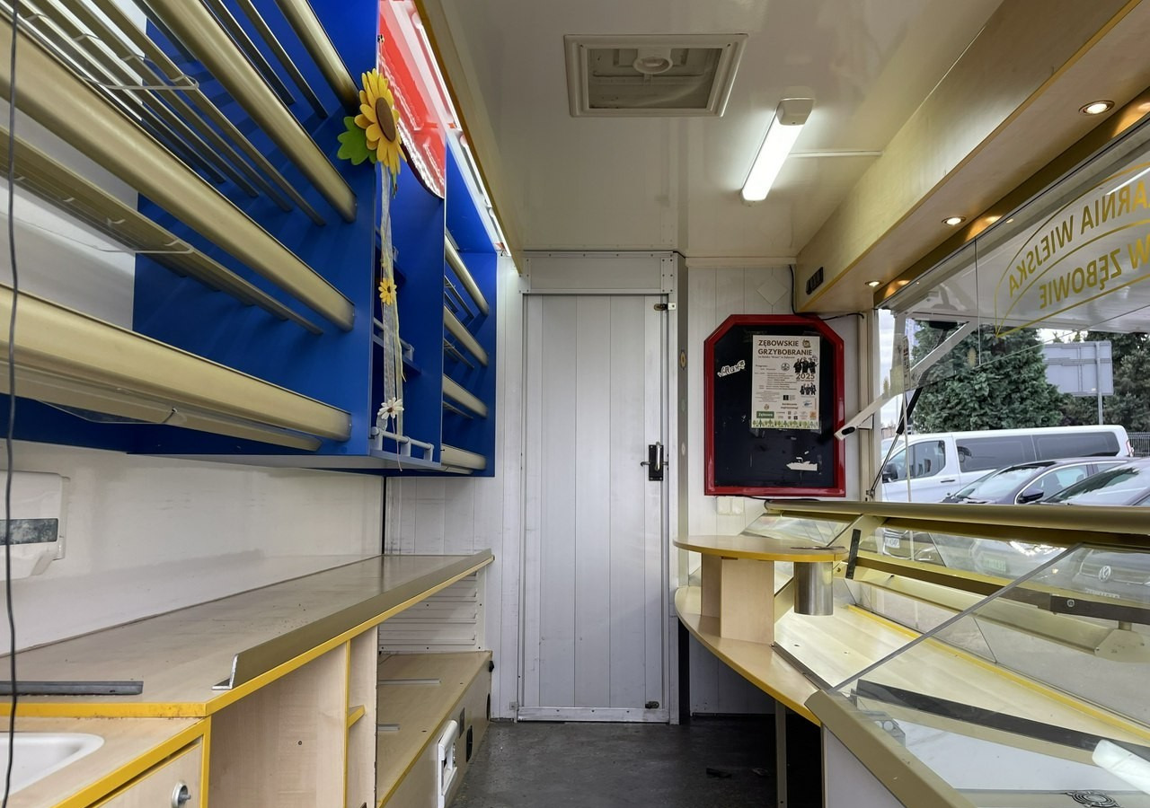 Citroen Jumper Autosklep pieczywa Sklep bar Gastronomiczny Food Truck Foodtruck 200 - Pojízdná prodejna: obrázek 4 Citroen Jumper Autosklep pieczywa Sklep bar Gastronomiczny Food Truck Foodtruck 200 - Pojízdná prodejna: obrázek 4