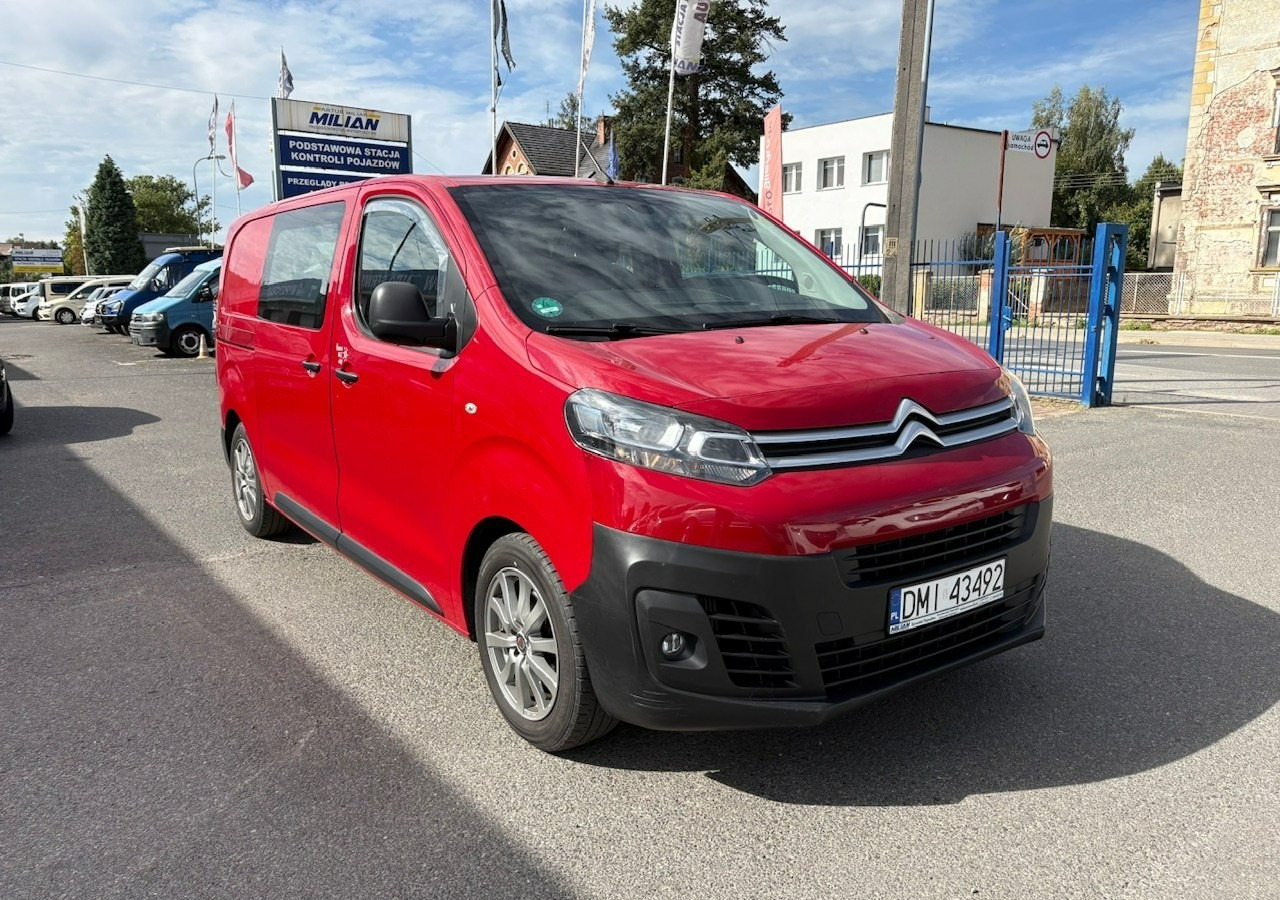Citroen Jumpy II Jumpy 1.6HDI 115KM Klima A La Kamper 3 osobowy 2016 - Osobní auto: obrázek 1 Citroen Jumpy II Jumpy 1.6HDI 115KM Klima A La Kamper 3 osobowy 2016 - Osobní auto: obrázek 1