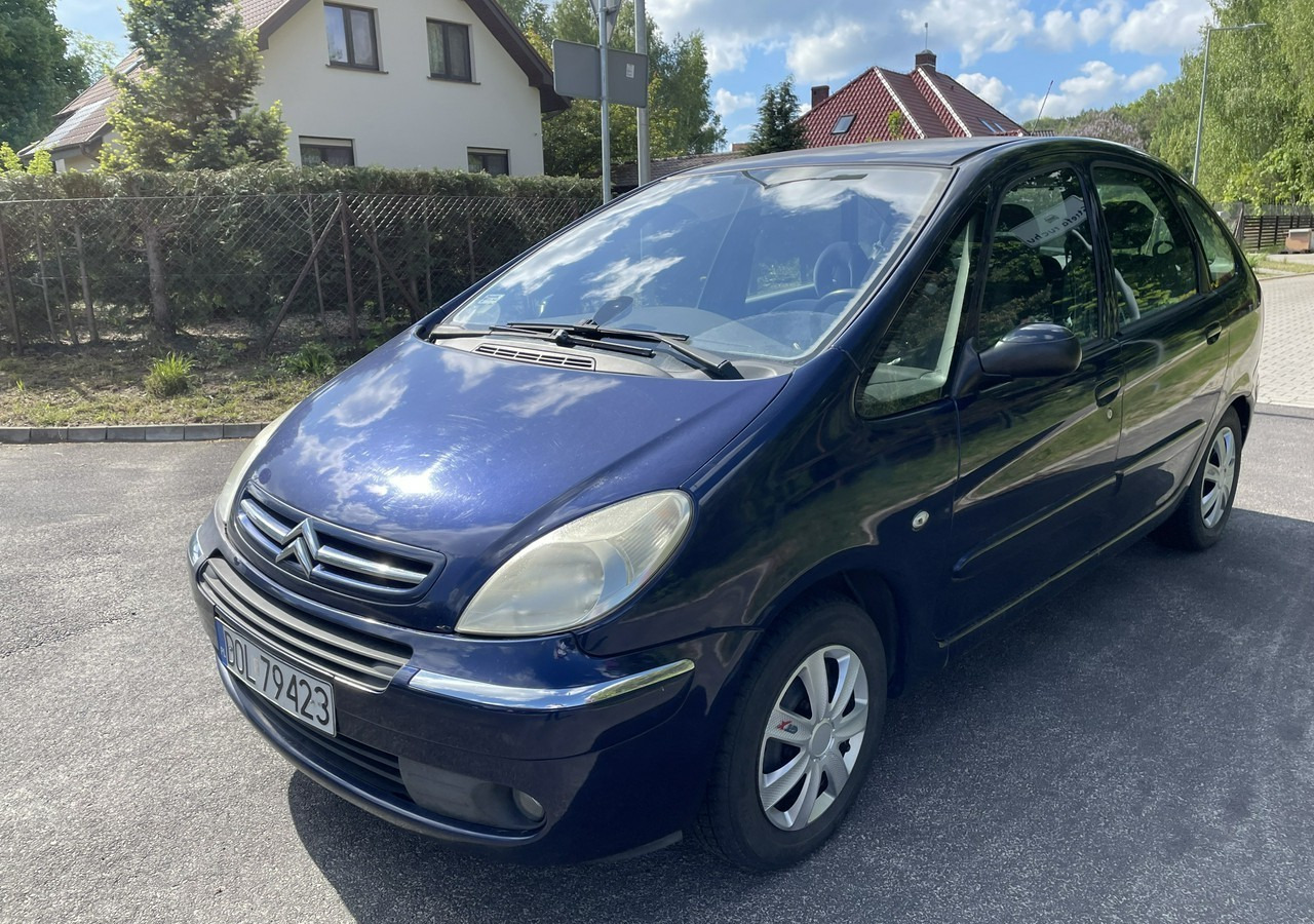 Citroen Xsara Picasso Citroen Xsara Picasso 1.6HDI-110KM Klima tempomat 2006 - Osobní auto: obrázek 2 Citroen Xsara Picasso Citroen Xsara Picasso 1.6HDI-110KM Klima tempomat 2006 - Osobní auto: obrázek 2