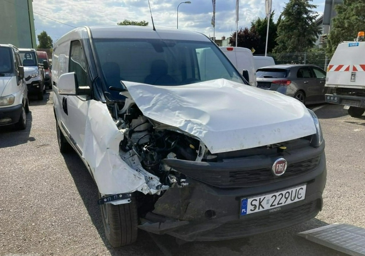 Fiat Doblo Fiat Doblo MAXI 1,6 jtd ECO Flex 105KM Klima 2021 - Furgon: obrázek 2 Fiat Doblo Fiat Doblo MAXI 1,6 jtd ECO Flex 105KM Klima 2021 - Furgon: obrázek 2