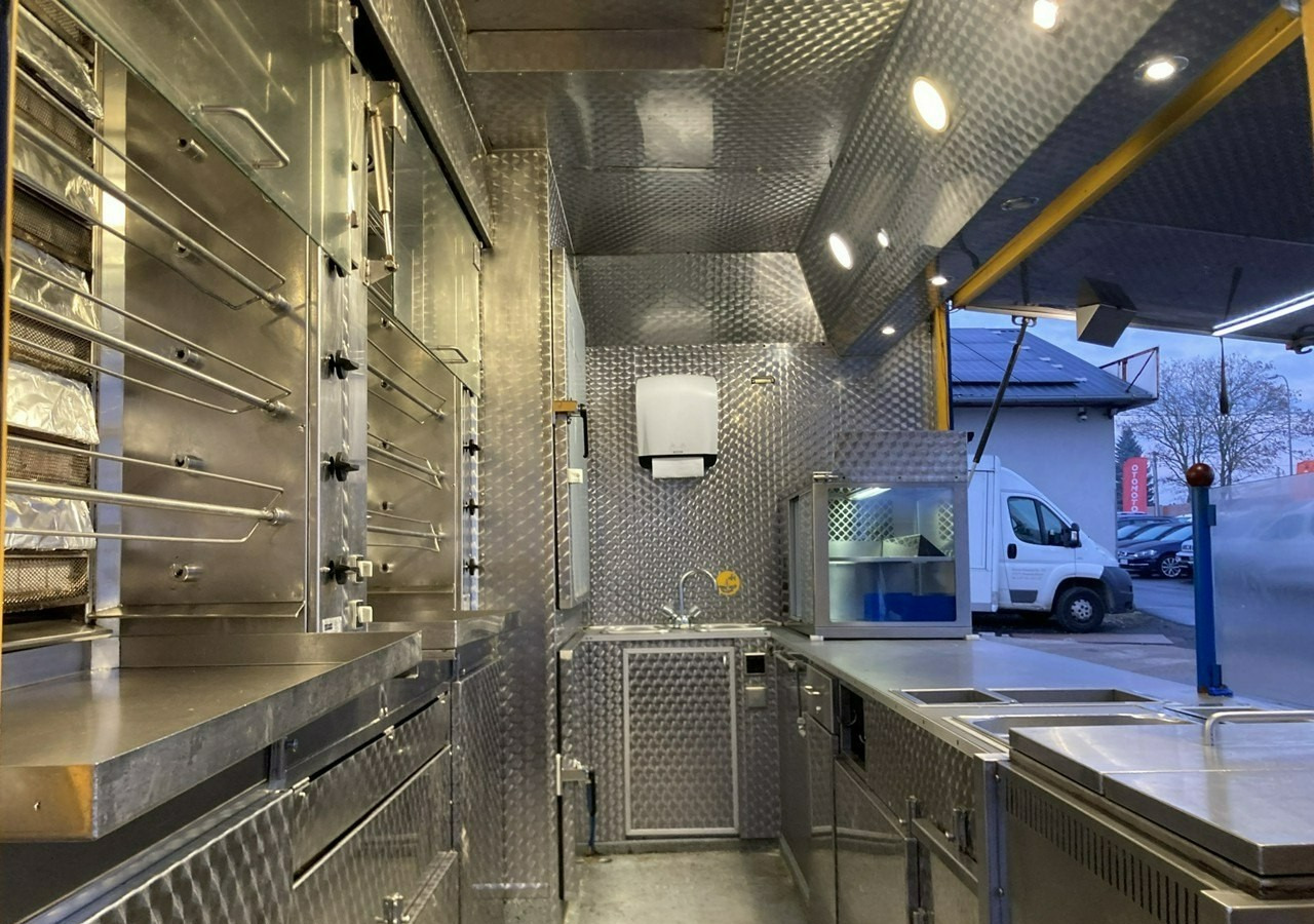 Fiat Ducato Autosklep Autogrill Gastronomiczny Food Truck Foodtruck sklep bar20 - Pojízdná prodejna: obrázek 3 Fiat Ducato Autosklep Autogrill Gastronomiczny Food Truck Foodtruck sklep bar20 - Pojízdná prodejna: obrázek 3