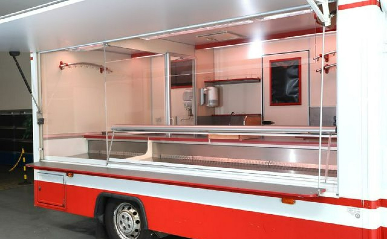 Fiat Ducato Autosklep Gastronomiczny Food Truck Foodtruck Sklep bar 3500 Borco20 - Pojízdná prodejna: obrázek 4 Fiat Ducato Autosklep Gastronomiczny Food Truck Foodtruck Sklep bar 3500 Borco20 - Pojízdná prodejna: obrázek 4