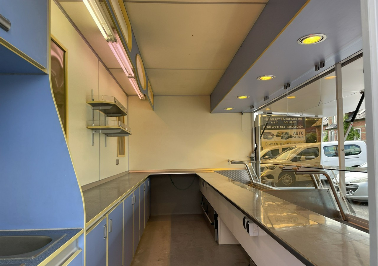 Fiat Ducato Autosklep Ryb Gastronomiczny food truck foodtruck sklep 112tkm BORCO - Pojízdná prodejna: obrázek 3 Fiat Ducato Autosklep Ryb Gastronomiczny food truck foodtruck sklep 112tkm BORCO - Pojízdná prodejna: obrázek 3