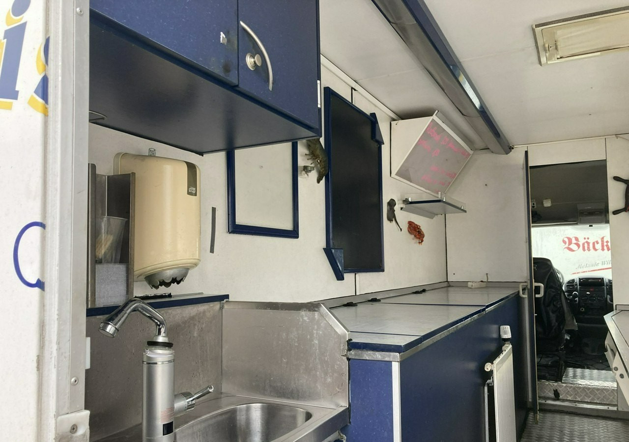 Fiat Ducato Autosklep mięso-ryba Gastronomiczny Food Truck Foodtruck sklep 2004 - Pojízdná prodejna, Dodávka: obrázek 4 Fiat Ducato Autosklep mięso-ryba Gastronomiczny Food Truck Foodtruck sklep 2004 - Pojízdná prodejna, Dodávka: obrázek 4