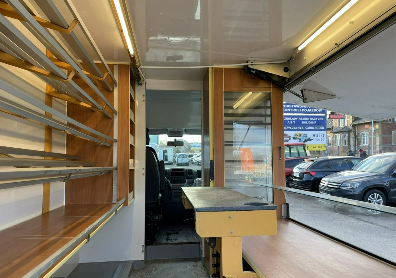 Fiat Ducato Autosklep pieczywa Gastronomiczny Food Truck Foodtruck sklep bar 201 - Pojízdná prodejna: obrázek 4 Fiat Ducato Autosklep pieczywa Gastronomiczny Food Truck Foodtruck sklep bar 201 - Pojízdná prodejna: obrázek 4