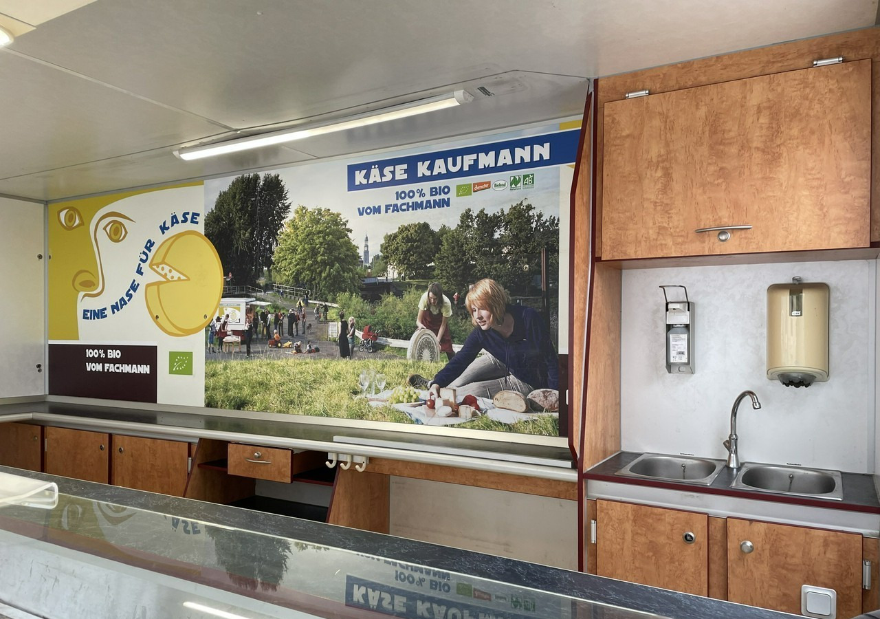 Fiat Ducato Autosklep przyczepa Gastronomiczny Food Truck Foodtruck sklep Borco - Prodejní přívěs: obrázek 5 Fiat Ducato Autosklep przyczepa Gastronomiczny Food Truck Foodtruck sklep Borco - Prodejní přívěs: obrázek 5