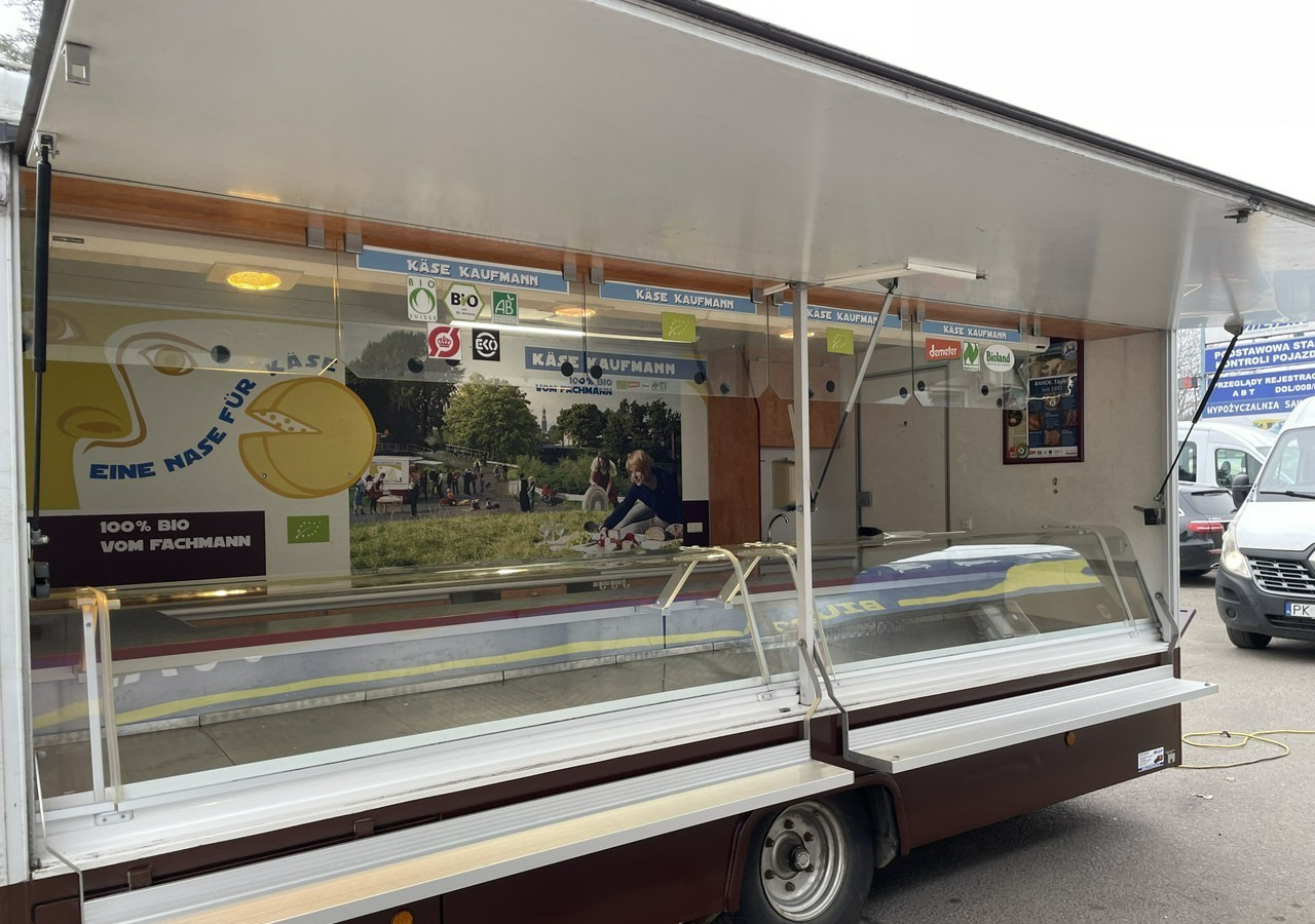 Fiat Ducato Autosklep przyczepa Gastronomiczny Food Truck Foodtruck sklep Borco - Prodejní přívěs: obrázek 1 Fiat Ducato Autosklep przyczepa Gastronomiczny Food Truck Foodtruck sklep Borco - Prodejní přívěs: obrázek 1