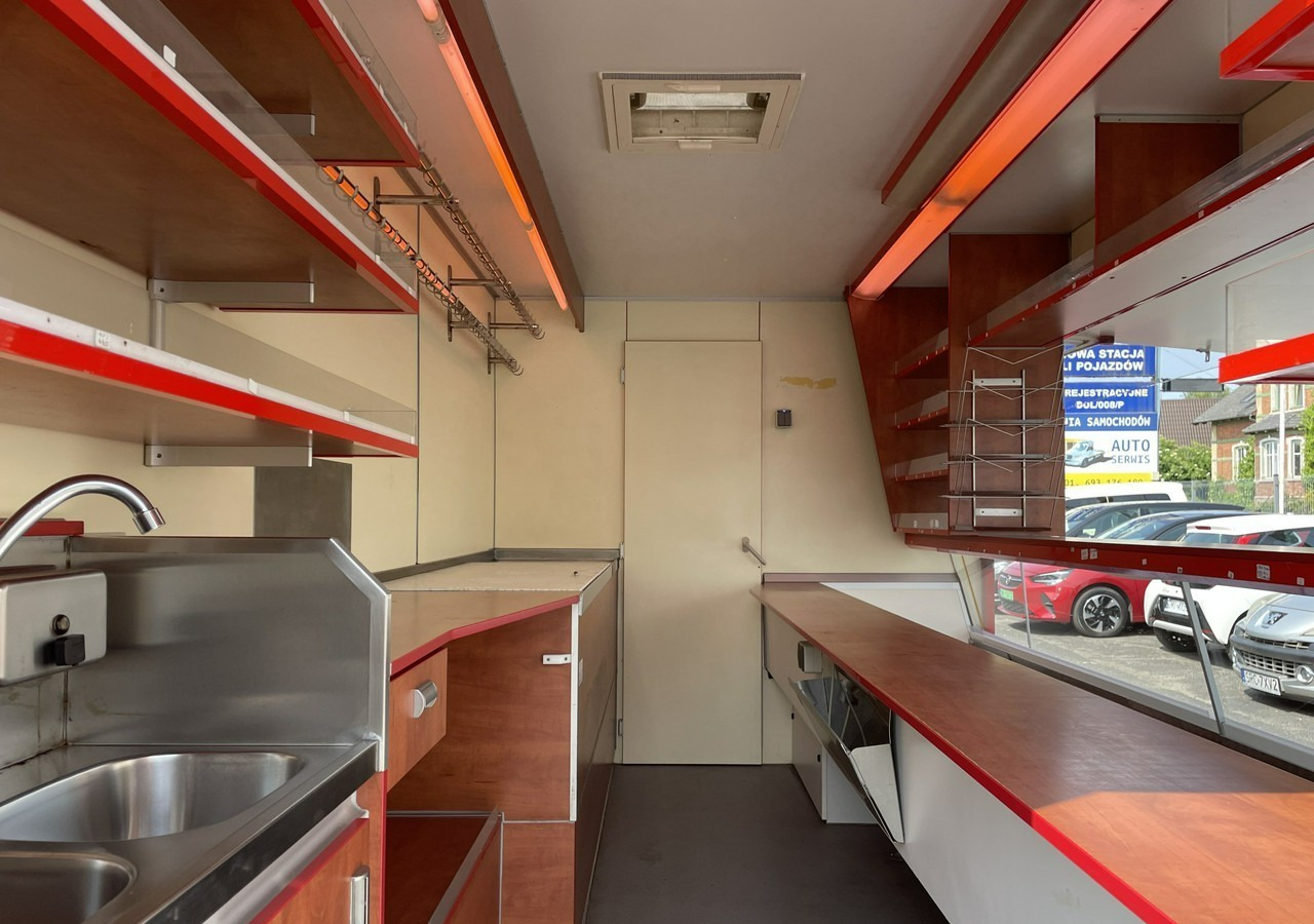 Fiat Ducato Autosklep wędlin Gastronomiczny Food Truck Foodtruck Sklep Borco 201 - Pojízdná prodejna: obrázek 2 Fiat Ducato Autosklep wędlin Gastronomiczny Food Truck Foodtruck Sklep Borco 201 - Pojízdná prodejna: obrázek 2