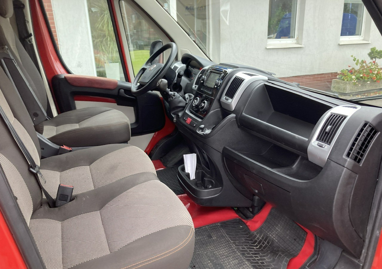 Fiat Ducato Ducato 3.0 CNG+benzyna Klima Navi Kamera 2017 - Furgon: obrázek 3 Fiat Ducato Ducato 3.0 CNG+benzyna Klima Navi Kamera 2017 - Furgon: obrázek 3