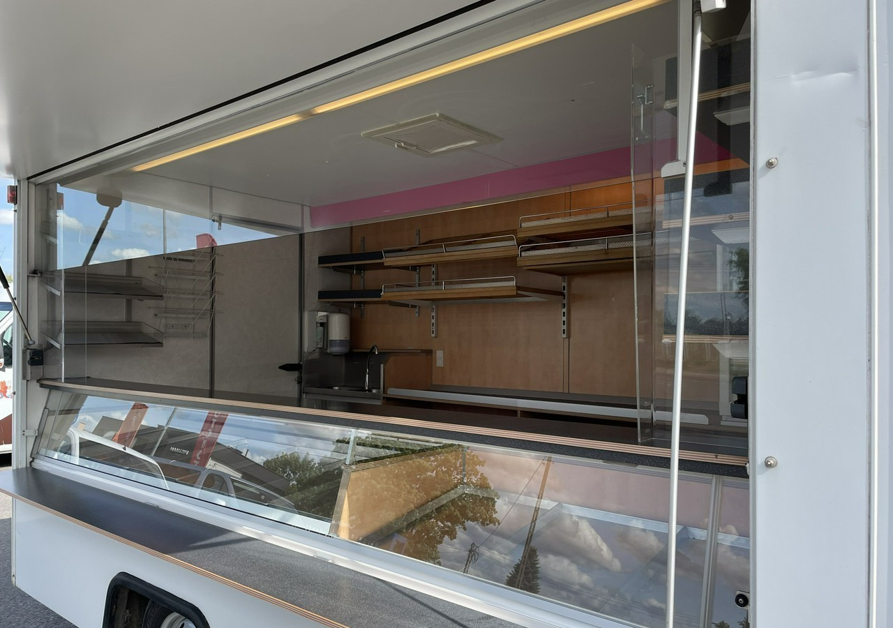 Fiat Ducato Ducato Autosklep Gastronomiczny Food Truck Foodtruck sklep Borco 200 - Pojízdná prodejna: obrázek 3 Fiat Ducato Ducato Autosklep Gastronomiczny Food Truck Foodtruck sklep Borco 200 - Pojízdná prodejna: obrázek 3