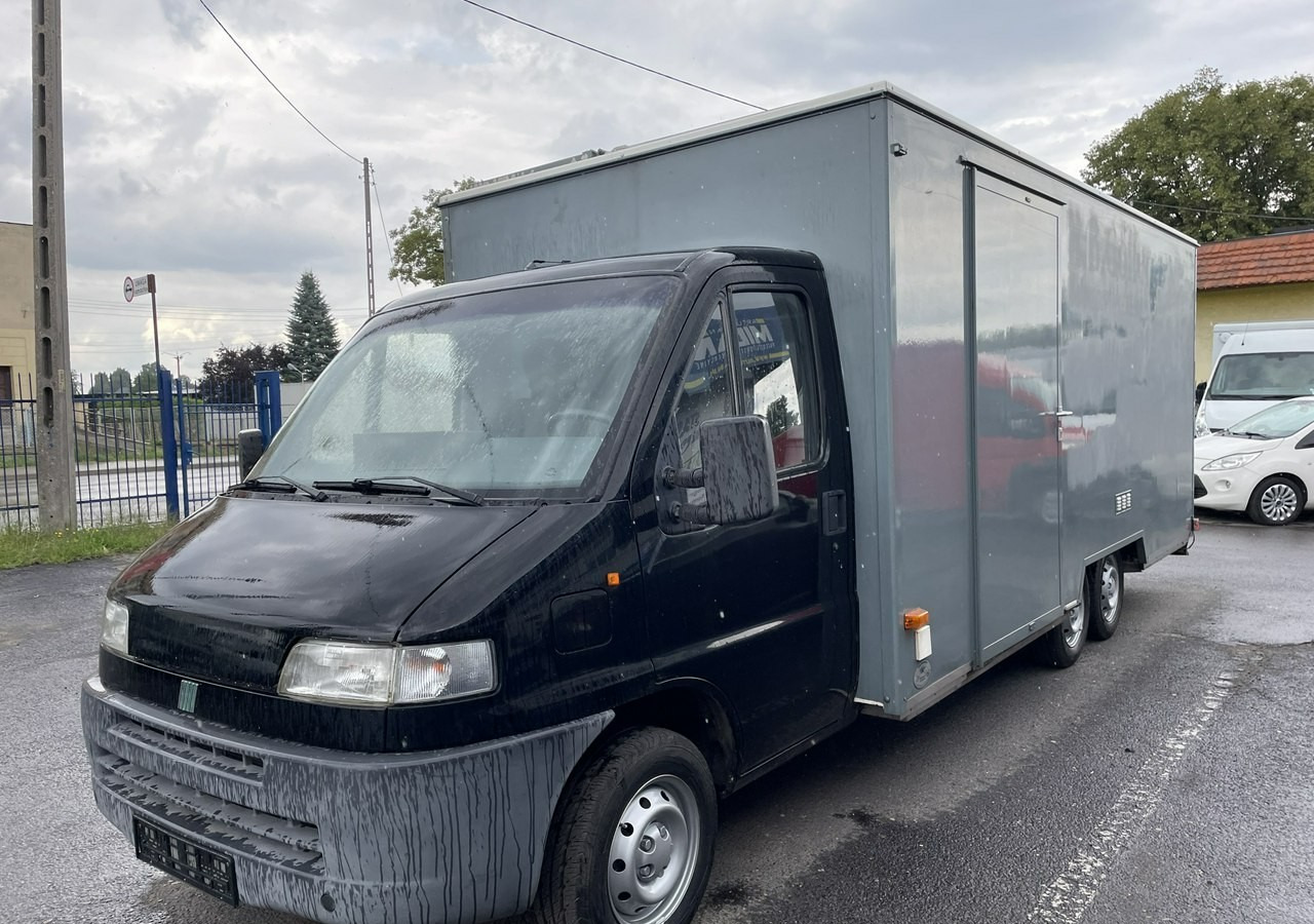 Fiat Ducato Ducato Autosklep Gastronomiczny Food Truck Foodtruck sklep bar - Pojízdná prodejna: obrázek 1 Fiat Ducato Ducato Autosklep Gastronomiczny Food Truck Foodtruck sklep bar - Pojízdná prodejna: obrázek 1