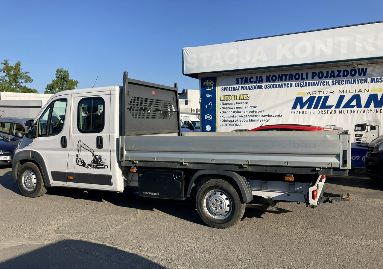 Fiat Ducato Ducato Max 2.3JTD-150KM Dokka Doka Brygadówka skrzynia Klima 2017 - Dodávka valník, Dodávka s dvojitou kabinou: obrázek 3 Fiat Ducato Ducato Max 2.3JTD-150KM Dokka Doka Brygadówka skrzynia Klima 2017 - Dodávka valník, Dodávka s dvojitou kabinou: obrázek 3