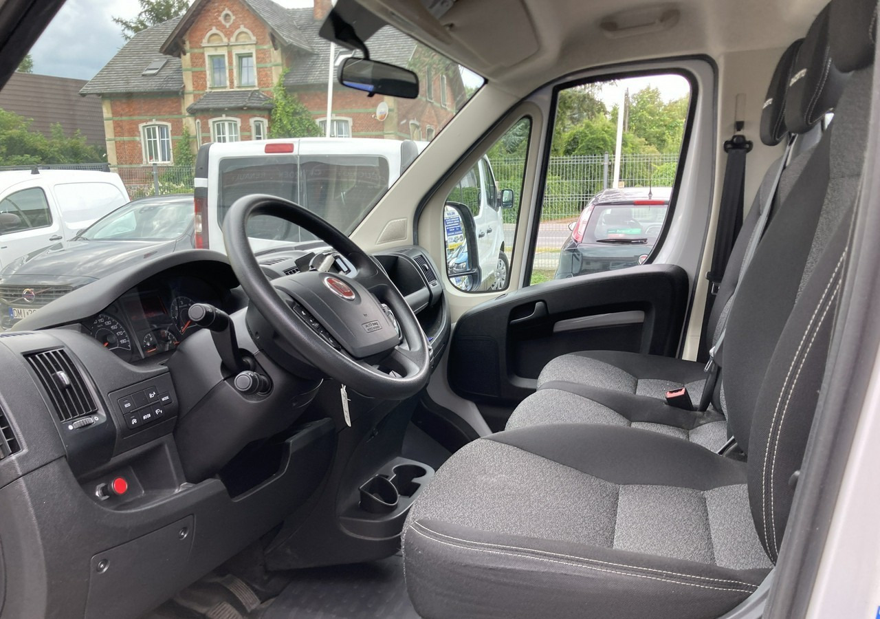 Fiat Ducato FIAT Ducato Max 2,3-180KM Skrzynia Rama Klima Navi 2021 - Dodávka valník: obrázek 3 Fiat Ducato FIAT Ducato Max 2,3-180KM Skrzynia Rama Klima Navi 2021 - Dodávka valník: obrázek 3