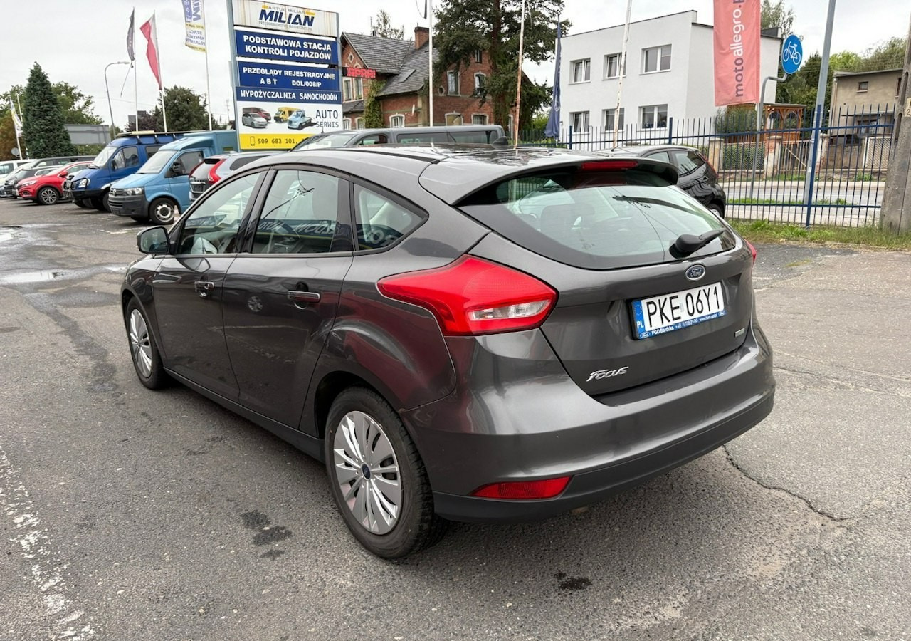 Ford Focus III Focus 1.0 EcoBoost Klima Salon PL 2015 - Hatchback: obrázek 5 Ford Focus III Focus 1.0 EcoBoost Klima Salon PL 2015 - Hatchback: obrázek 5