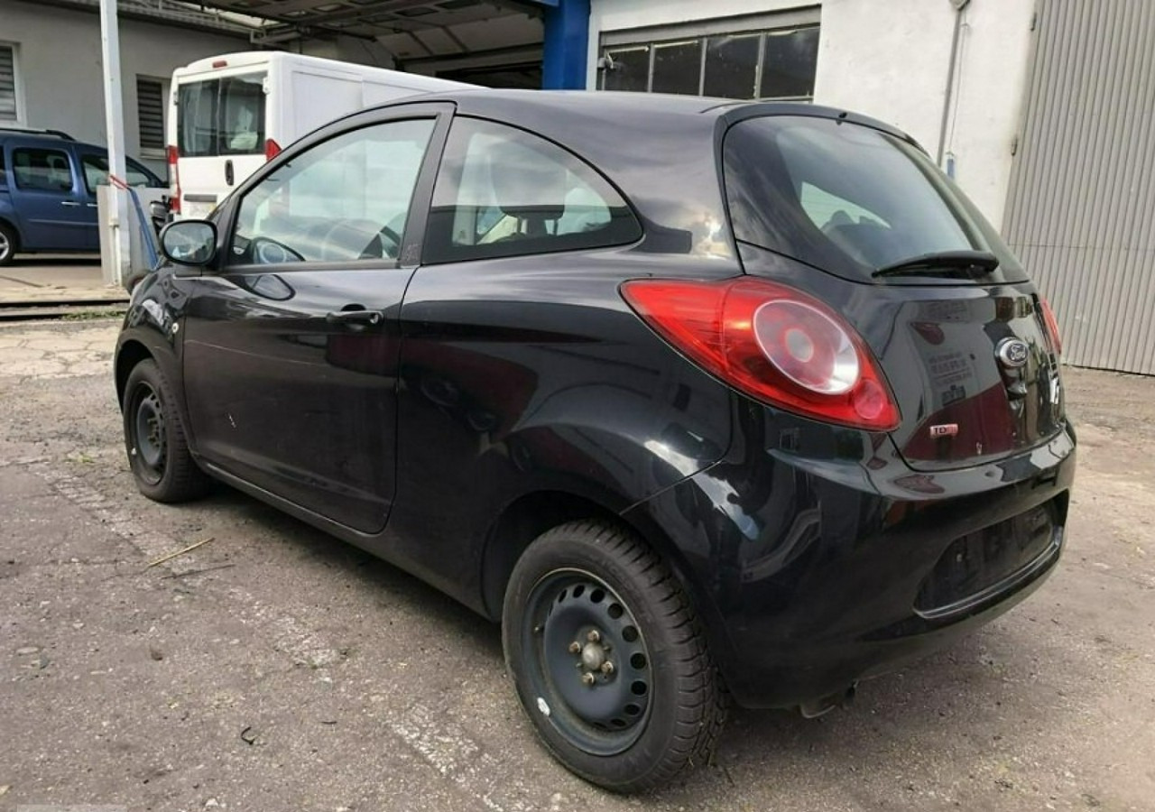 Ford KA II Ford KA 1,3 tdci 75KM 2012 - Hatchback: obrázek 4 Ford KA II Ford KA 1,3 tdci 75KM 2012 - Hatchback: obrázek 4