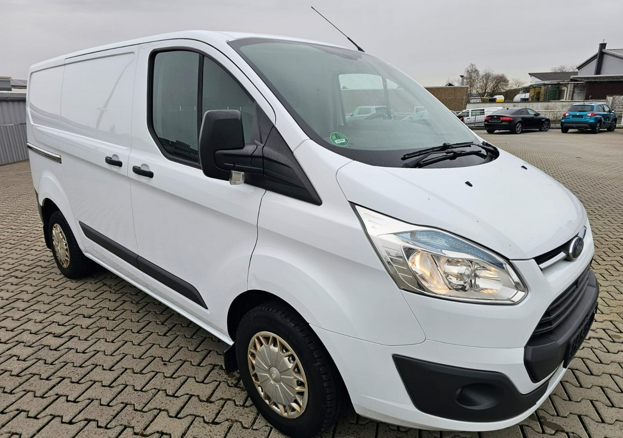 Ford Transit Transit Custom Ford Transit Custom 2.2-125KM Klima 2015 - Furgon: obrázek 1 Ford Transit Transit Custom Ford Transit Custom 2.2-125KM Klima 2015 - Furgon: obrázek 1