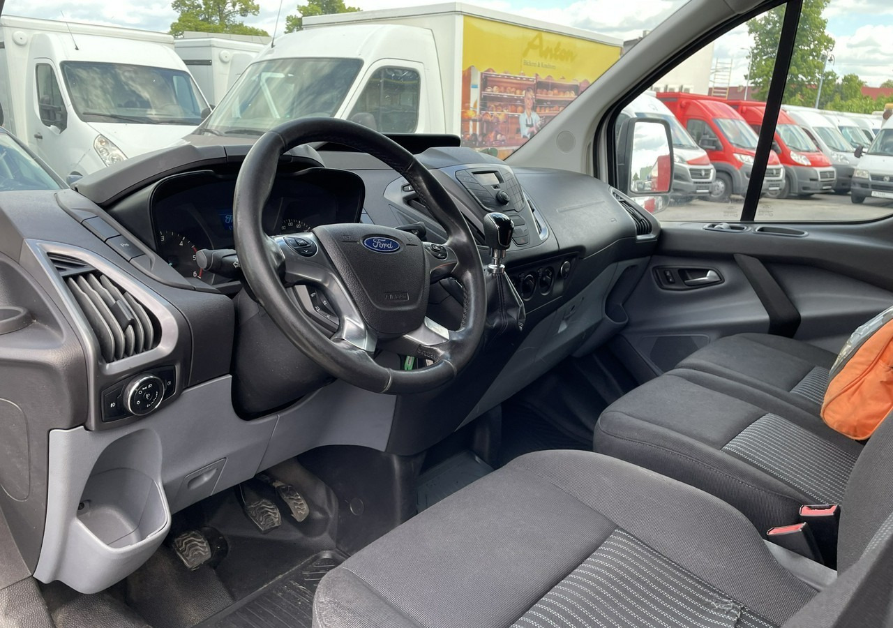 Ford Transit Transit Custom Transit Custom 2.0 Klima 153tkm Model 2018 - Furgon: obrázek 2 Ford Transit Transit Custom Transit Custom 2.0 Klima 153tkm Model 2018 - Furgon: obrázek 2