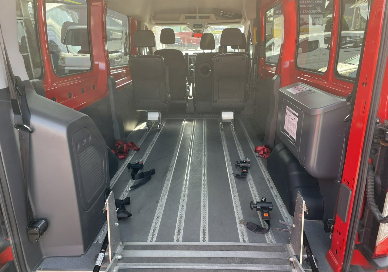 Ford Transit VIII Transit przewozu Niepełnosprawnych 2 wózki inwalida rampa 2021 PFRON - Osobní auto: obrázek 3 Ford Transit VIII Transit przewozu Niepełnosprawnych 2 wózki inwalida rampa 2021 PFRON - Osobní auto: obrázek 3
