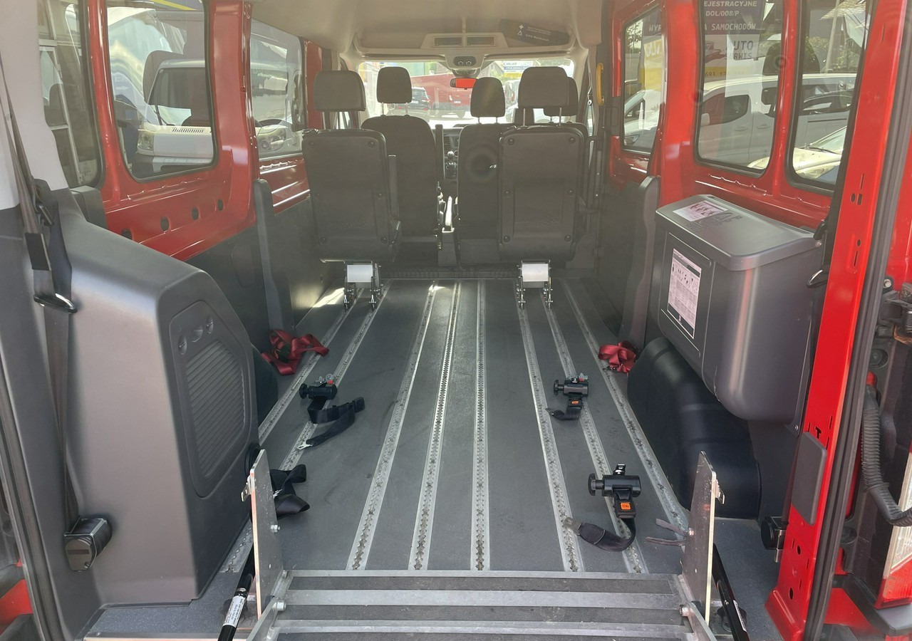 Ford Transit VIII Transit przewozu Niepełnosprawnych 2 wózki inwalida rampa 2021 PFRON - Osobní auto: obrázek 3 Ford Transit VIII Transit przewozu Niepełnosprawnych 2 wózki inwalida rampa 2021 PFRON - Osobní auto: obrázek 3