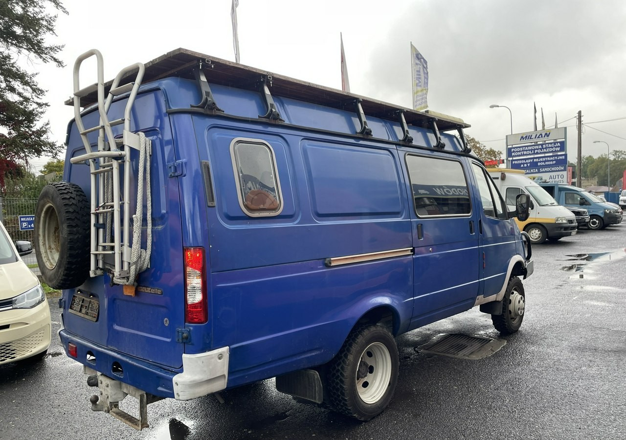 Gaz Gazela Gaz Gazelle Kamper furgon 4X4 benzyna + GAZ LPG Solar 94329km 2010 - Furgon: obrázek 4 Gaz Gazela Gaz Gazelle Kamper furgon 4X4 benzyna + GAZ LPG Solar 94329km 2010 - Furgon: obrázek 4