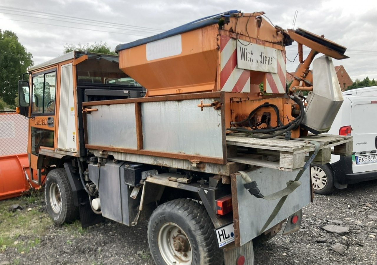 Inna Inny Hansa 4X4 pług posypywarka wywrotka - Vozidlo pro zimní údržbu: obrázek 5 Inna Inny Hansa 4X4 pług posypywarka wywrotka - Vozidlo pro zimní údržbu: obrázek 5