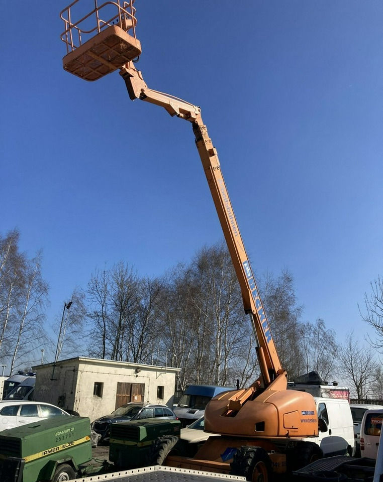 Inna Inny Podnośnik koszowy Haulotte H23 zwyżka 4x4 12082 mg 23 metrów - Teleskopická plošina: obrázek 1 Inna Inny Podnośnik koszowy Haulotte H23 zwyżka 4x4 12082 mg 23 metrów - Teleskopická plošina: obrázek 1