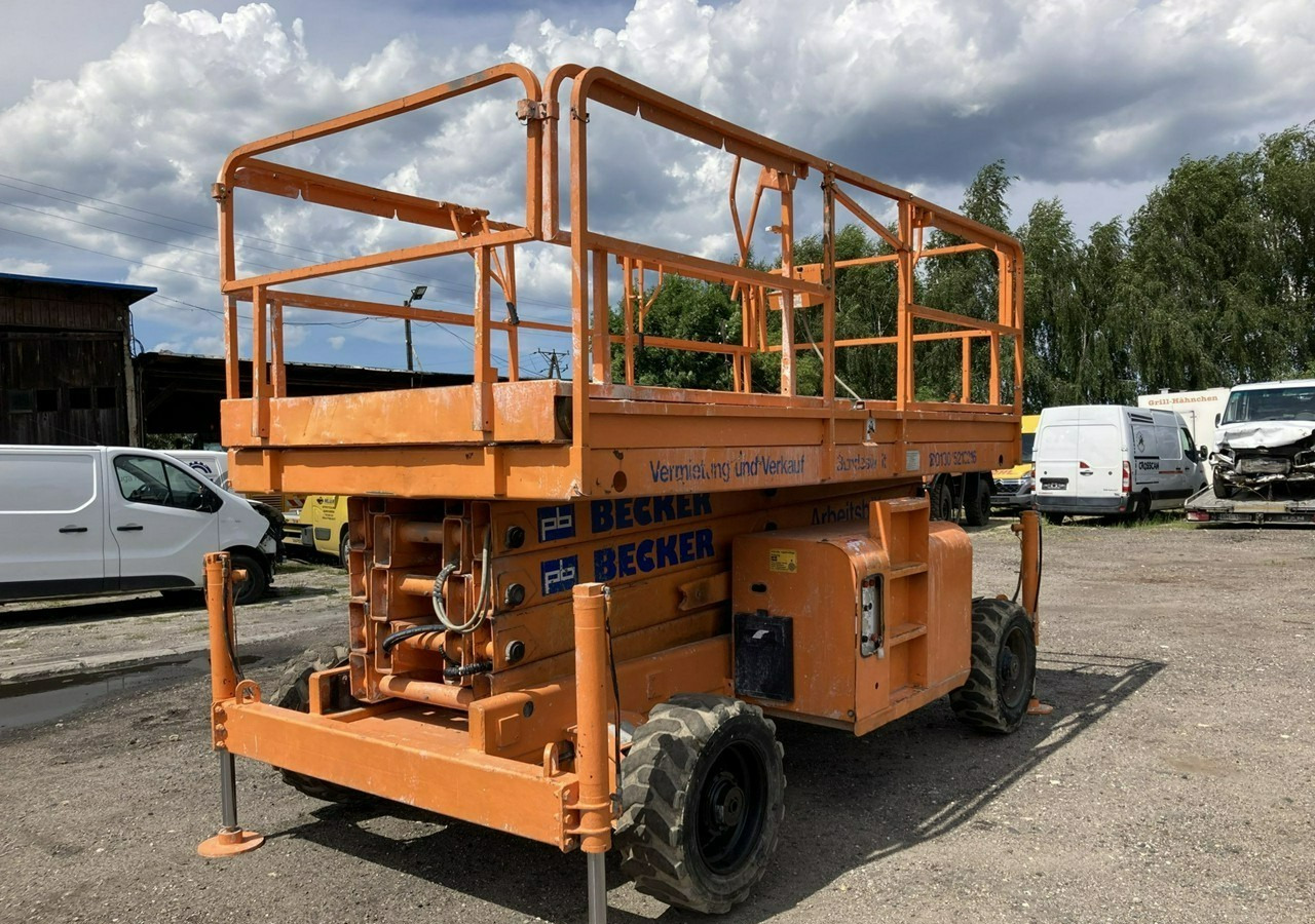 Inna Inny Podnośnik nożycowy Haulotte H15SDX 4x4 podpory 6905 mg 15 metrów - Nůžková plošina: obrázek 2 Inna Inny Podnośnik nożycowy Haulotte H15SDX 4x4 podpory 6905 mg 15 metrów - Nůžková plošina: obrázek 2