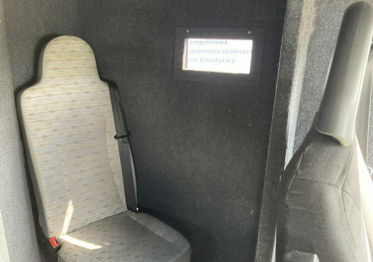 Iveco Daily Iveco 35-130 Bankowóz Kuloodporny Opanceżony pancerny 2015 - Inkasování vůz: obrázek 5 Iveco Daily Iveco 35-130 Bankowóz Kuloodporny Opanceżony pancerny 2015 - Inkasování vůz: obrázek 5