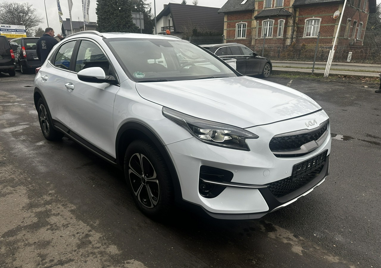Kia Xceed 1.6 GDI Hybryda Plug-in 50 km na prądzie 2022 - Hatchback: obrázek 1 Kia Xceed 1.6 GDI Hybryda Plug-in 50 km na prądzie 2022 - Hatchback: obrázek 1