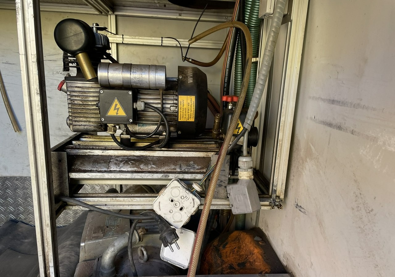 Mercedes-Benz Sprinter Sprinter Kanalizacja inspekcja kanałów wuko asenizacyjny Kamero wóz - Komunální/ Speciální technika, Furgon: obrázek 3 Mercedes-Benz Sprinter Sprinter Kanalizacja inspekcja kanałów wuko asenizacyjny Kamero wóz - Komunální/ Speciální technika, Furgon: obrázek 3