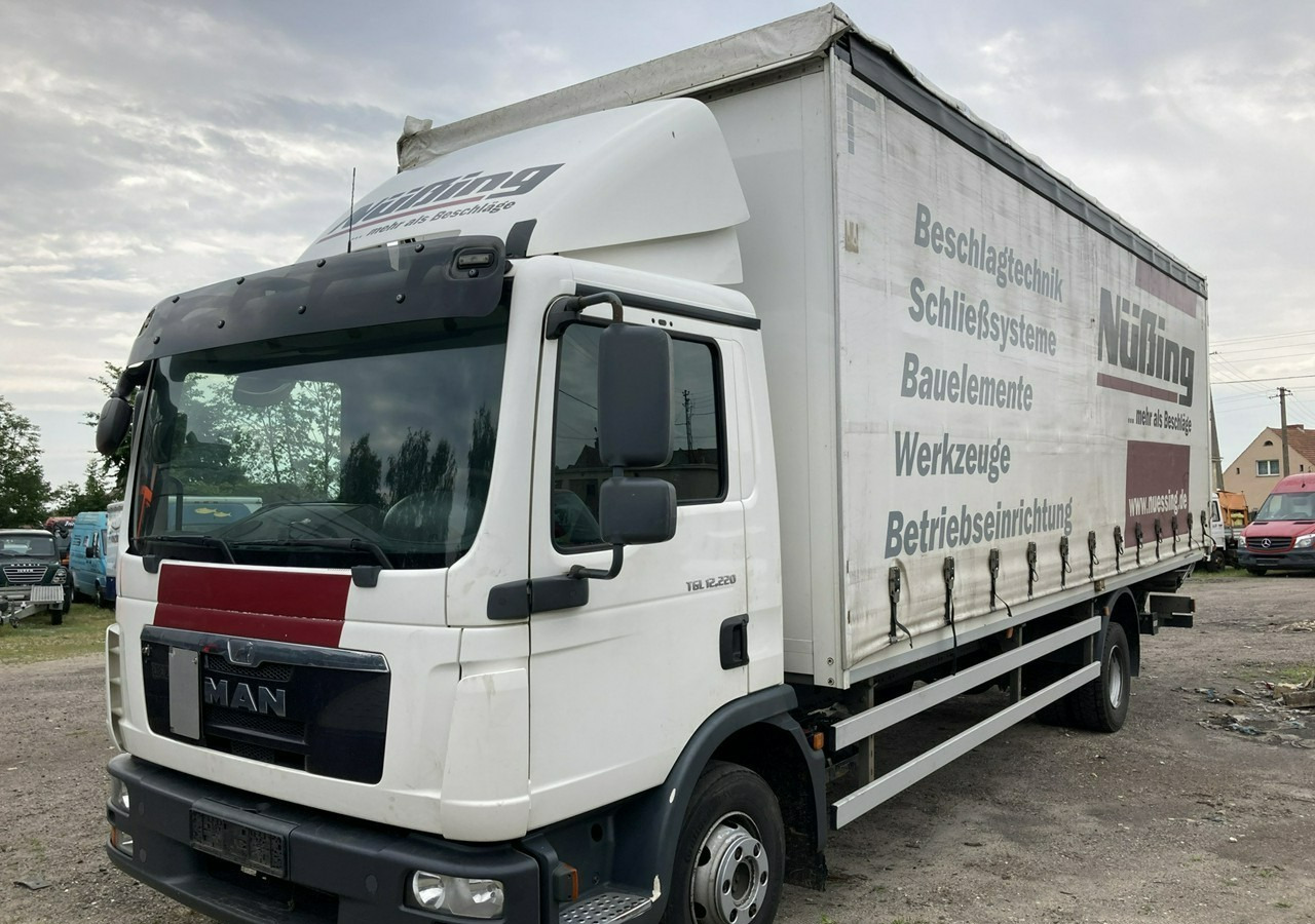 MAN Inny MAN MAN TGL 12.220 Skrzynia firana Plandeka hydro klapa 2014 - Plachtová dodávka: obrázek 2 MAN Inny MAN MAN TGL 12.220 Skrzynia firana Plandeka hydro klapa 2014 - Plachtová dodávka: obrázek 2