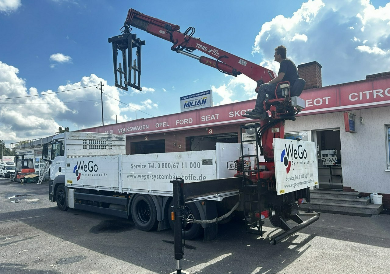 MAN Inny MAN MAN TGS 26.360 Skrzynia HDS + hwytak 2008 - Nákladní automobil valníkový/ Plošinový, Auto s hydraulickou rukou: obrázek 3 MAN Inny MAN MAN TGS 26.360 Skrzynia HDS + hwytak 2008 - Nákladní automobil valníkový/ Plošinový, Auto s hydraulickou rukou: obrázek 3