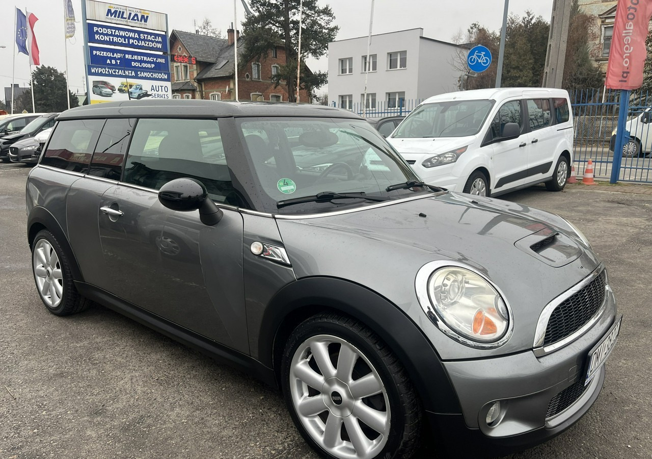 MINI Clubman I Mini 1,6-174KM Clubman S Bogate wyposażenie 95706 km 2009 - Osobní auto: obrázek 1 MINI Clubman I Mini 1,6-174KM Clubman S Bogate wyposażenie 95706 km 2009 - Osobní auto: obrázek 1
