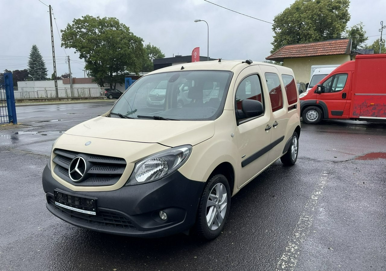 Mercedes-Benz Citan Citan Tourer Mercedes Citan 6-osob przewozu Niepełnosprawnych inwalida - Kombi: obrázek 2 Mercedes-Benz Citan Citan Tourer Mercedes Citan 6-osob przewozu Niepełnosprawnych inwalida - Kombi: obrázek 2