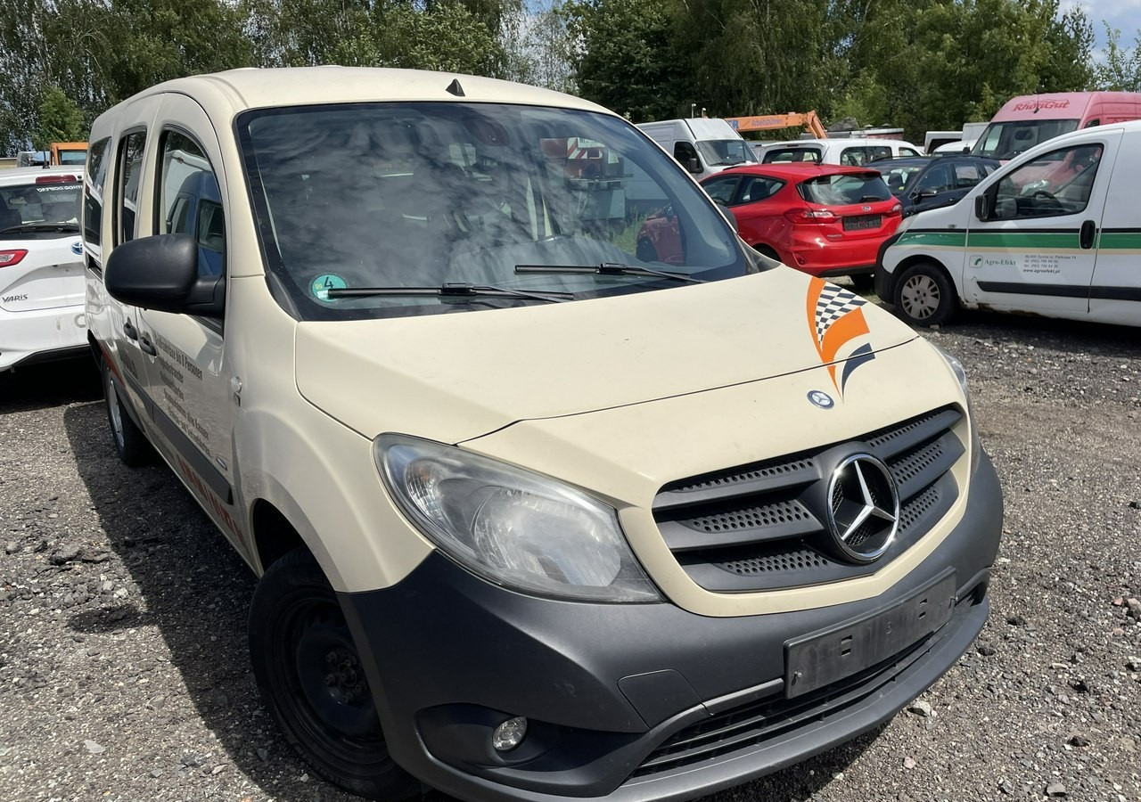 Mercedes-Benz Citan Citan Tourer Mercedes CitanTourer do przewozu Niepełnosprawnych inwalida - Osobní auto: obrázek 2 Mercedes-Benz Citan Citan Tourer Mercedes CitanTourer do przewozu Niepełnosprawnych inwalida - Osobní auto: obrázek 2